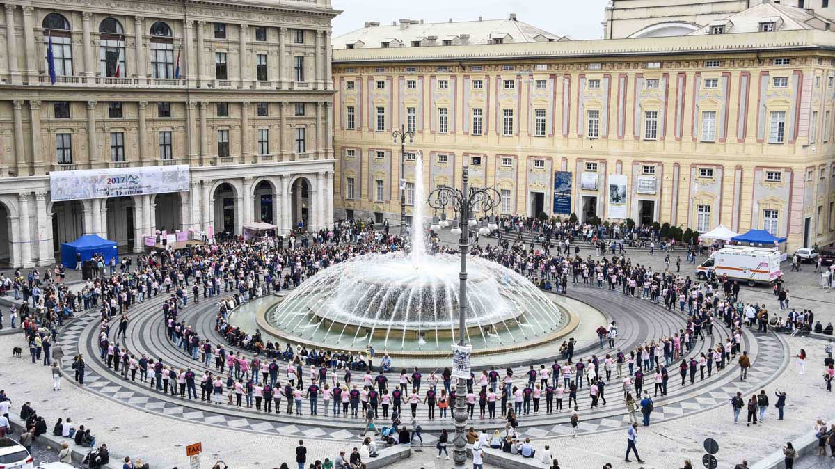Manifestazione in piazza De Ferrari a Genova